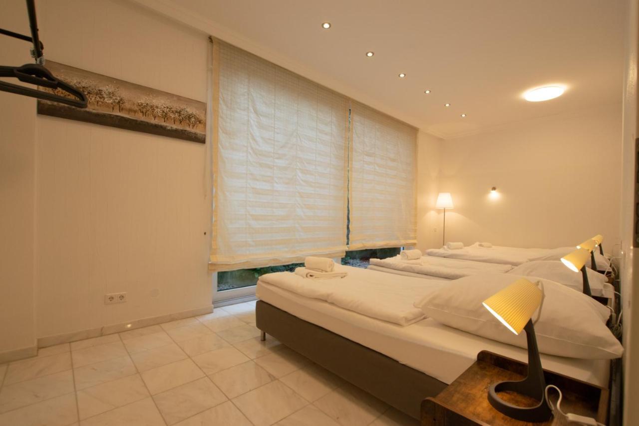 Central City Villa Neuss Exterior foto