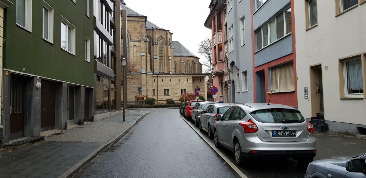 Central City Villa Neuss Exterior foto